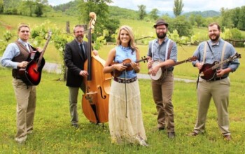 Larry’s Country Diner Welcomes Mountain Faith